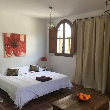 The House Of Oranges